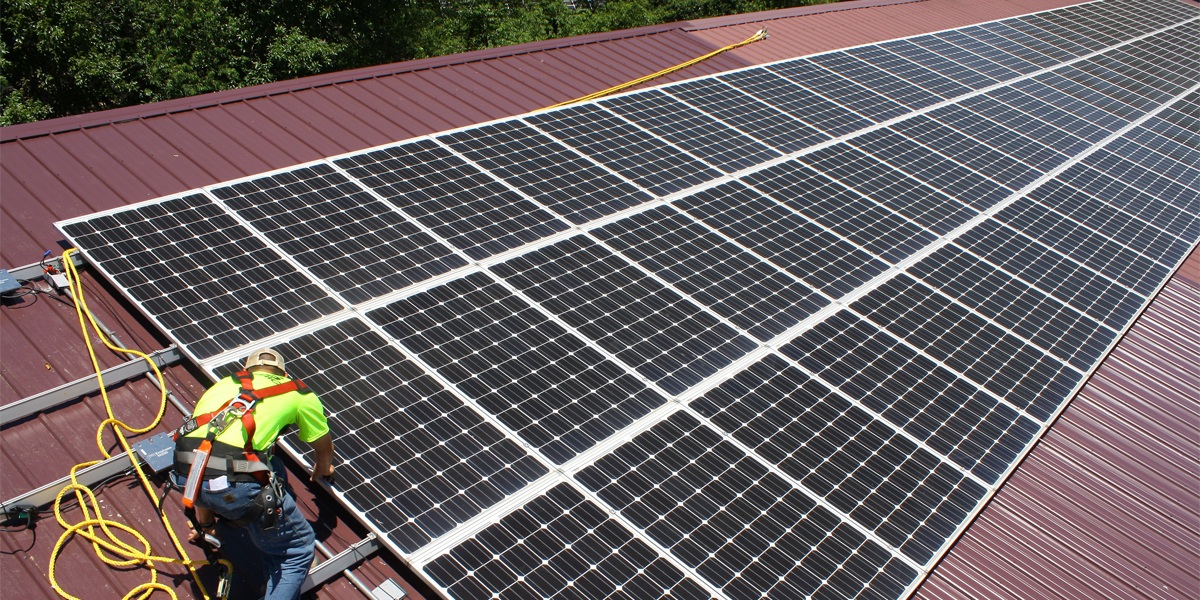 roof mounted solar panels metal barn