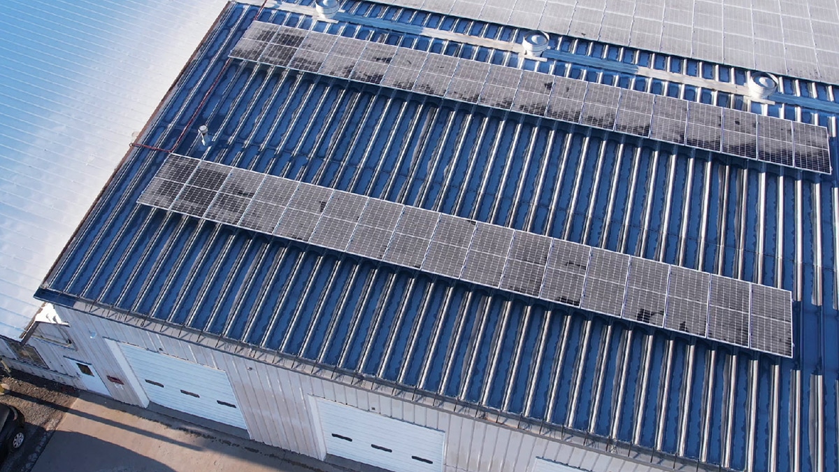 Commercial Roof Mounted Solar Array